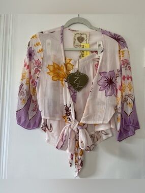 FLORAL Shorts Set With Wrap Top Medium NWT